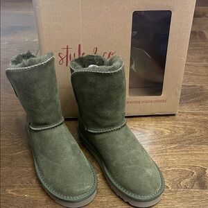 NIB, Style & Co Green Suede Boots